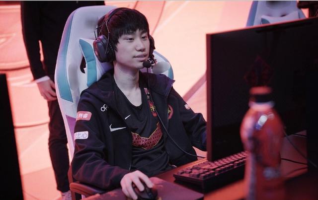 勇士更是遭 勇士更是遭